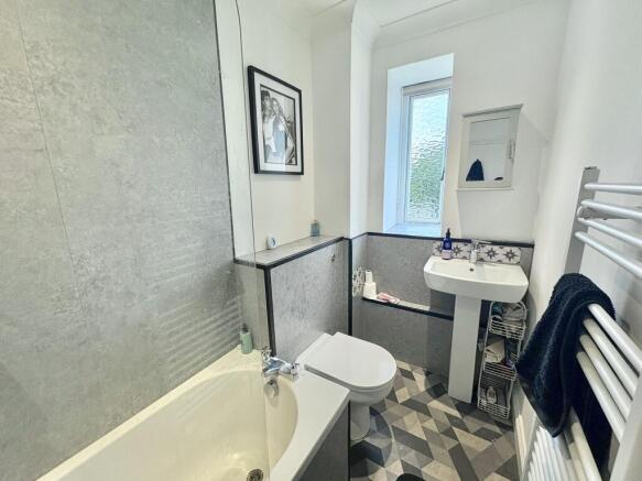 38e9bdd6-7cae-4ac5-b