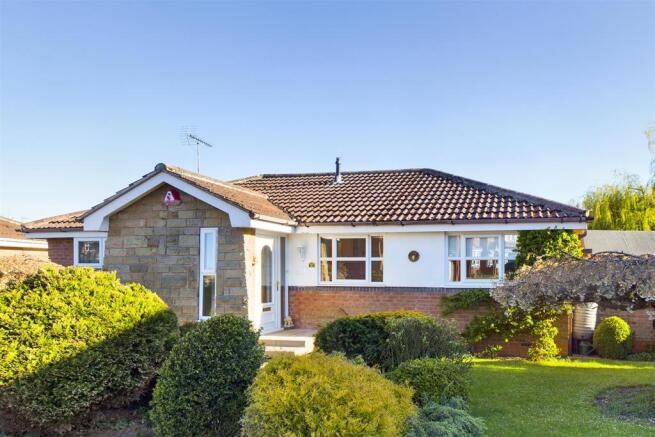 8 Spring Close, Driffield