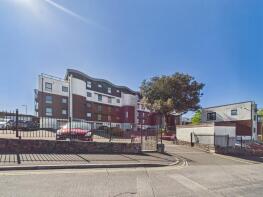 47, Explorer Court, Plymouth PL2 3HS