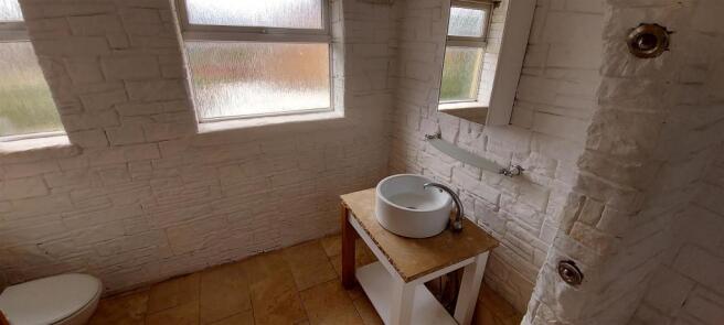 Bathroom W.C.