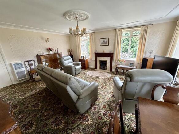 2 bed Detached Bungalow for sale Image 7