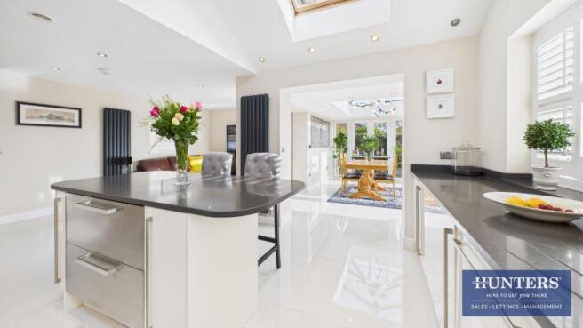Kitchen/Living Area