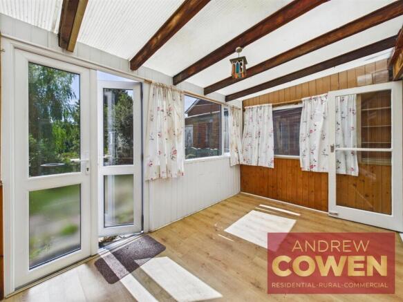 3 bed House for sale Image 8