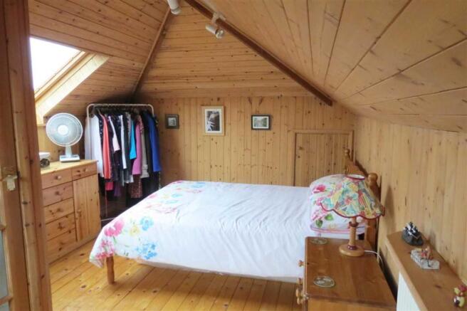 Bedroom 3/Hobby
