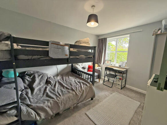 2 bed Apartment for sale Image 5