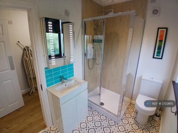 Groundfloor Bathroom- All New Fittings