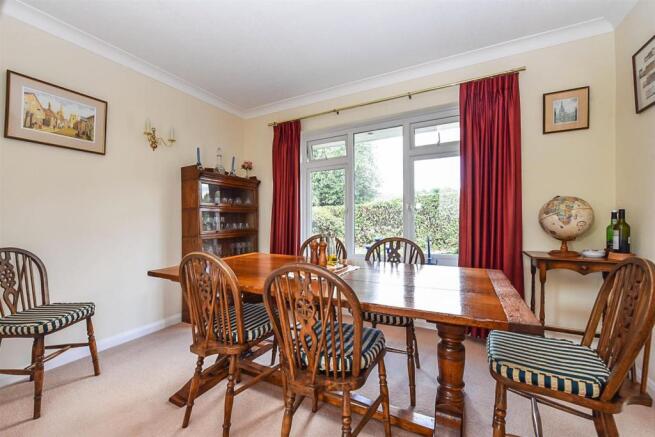 Dining Room.jpg