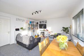 80, Holywell Avenue, Folkestone CT19 6LD