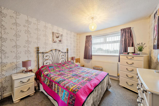 2 bed Semi-Detached for sale Image 9