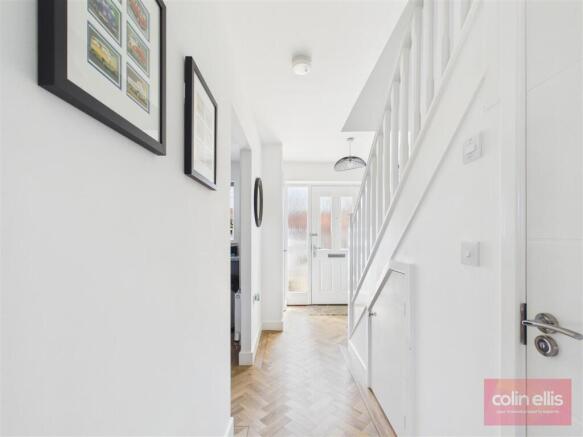 2 bed Semi-Detached for sale Image 10