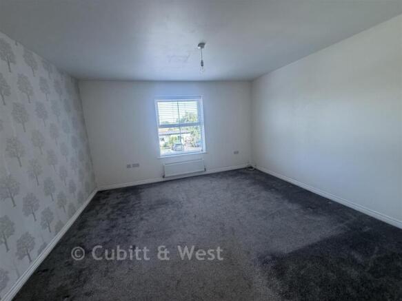 Lounge Vacant