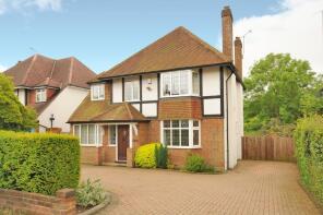 16, Batchworth Lane, Northwood HA6 3AT