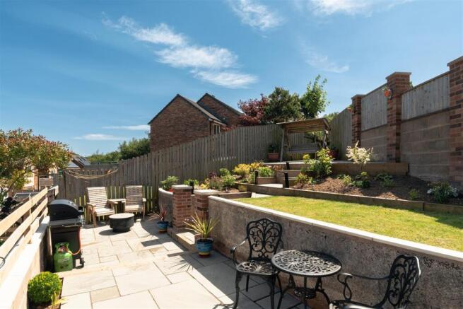 6 Stoneham Close (4 of 40).jpg
