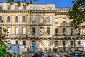 Basement Flat, 5, Victoria Square, Clifton, Bristol BS8 4EU