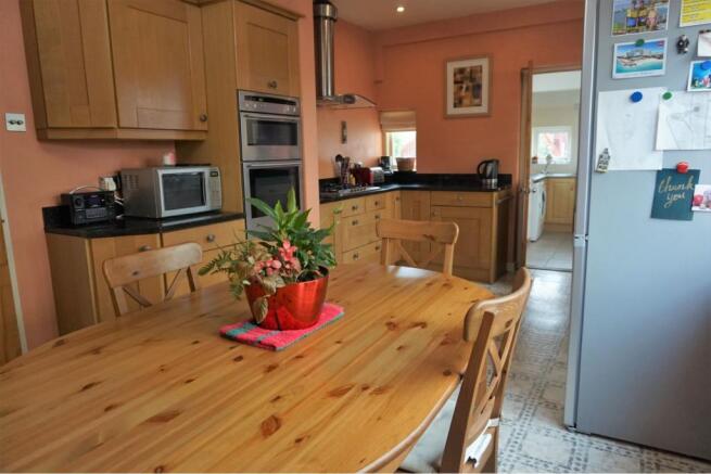 Kitchen/Breakfast