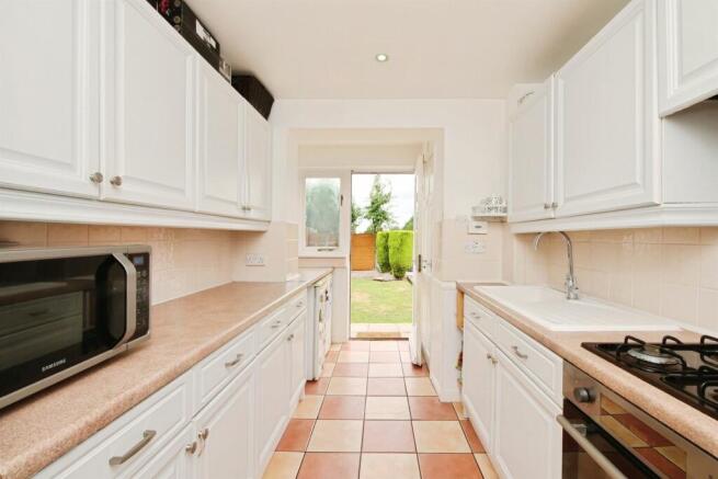 3 bed Semi-Detached for sale Image 7