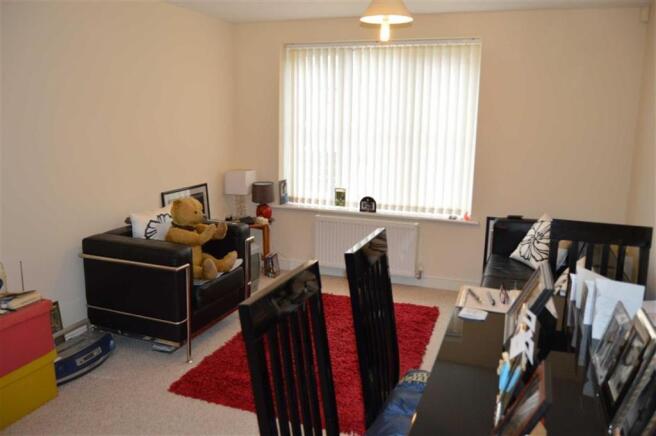 Lounge / kitchen