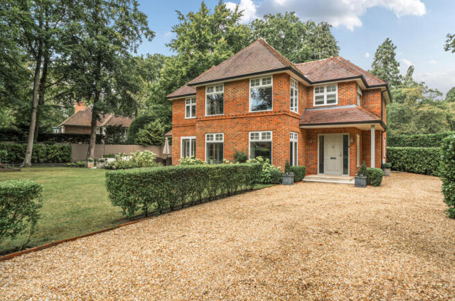 1353926-7-68cc35e...