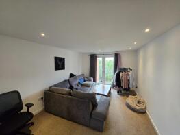 Apartment 35, 4 Adamson House, Elmira Way, Salford M5 3DL