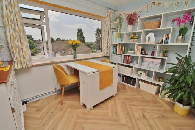 Chidham Close, Havant photo 4