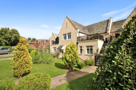 Hilltop Drive, Highfields Hilltop Drive, TN31