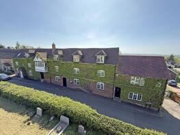 Meadowcroft, Fenn Lanes, Nuneaton CV13 6BJ