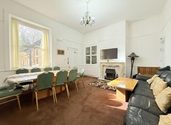 9 bed Semi-Detached for sale Image 11