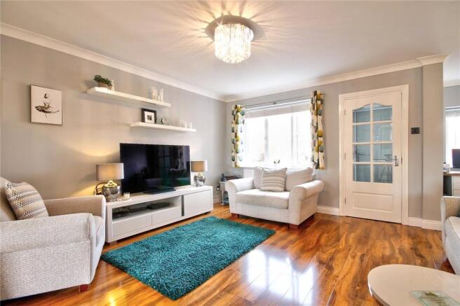 Lounge 4