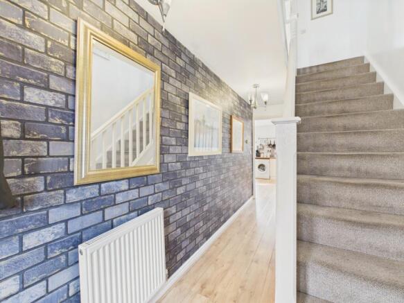 4 bed Terraced for sale Image 8