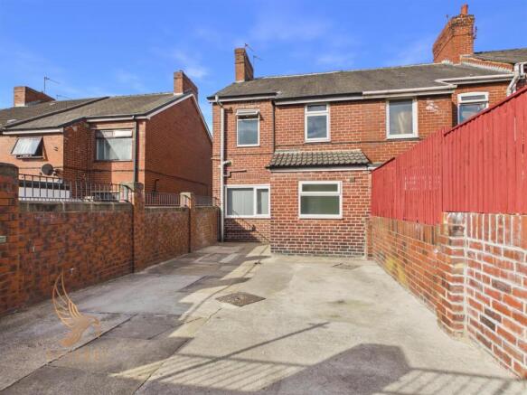 2 bed Flat for sale Image 10