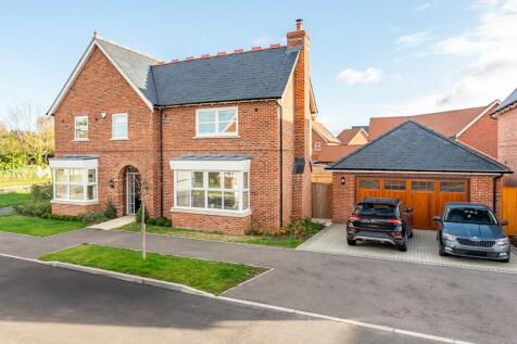 Taplow Avenue, Hertford, Hertfordshire, SG14