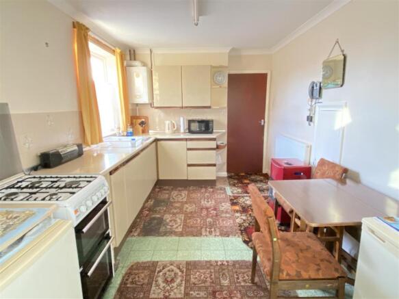 Fitted Kitchen