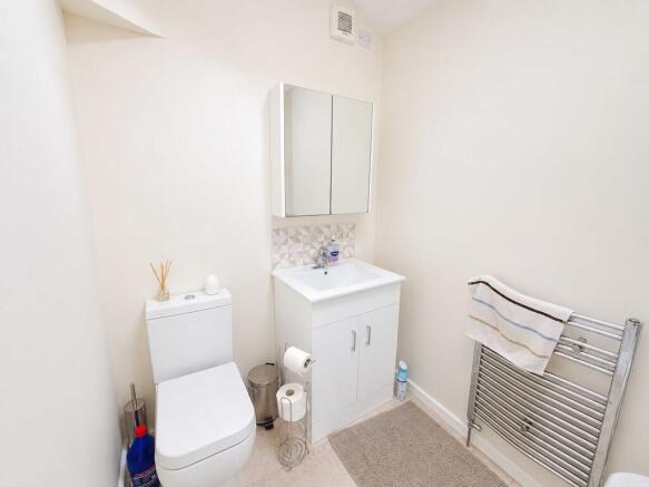 3 bed Detached for sale Image 7