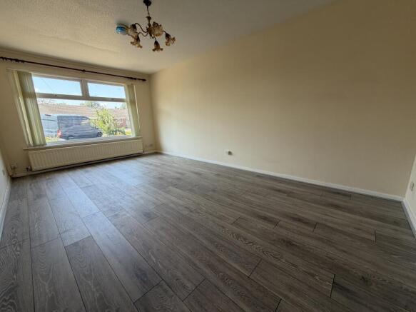 2 bed Bungalow to rent Image 4
