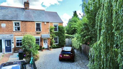 Plough Lane, Wokingham, Berkshire, RG40