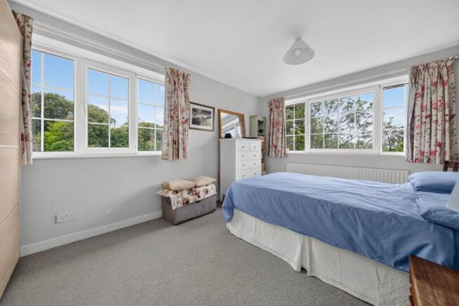 3 bed Detached for sale Image 7