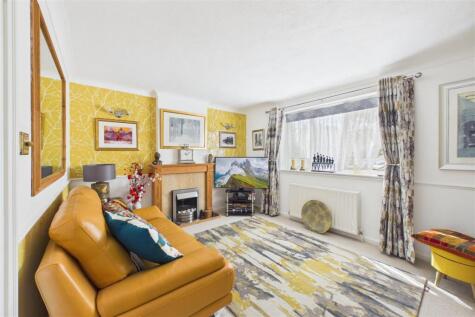 Tamar Way, Tangmere