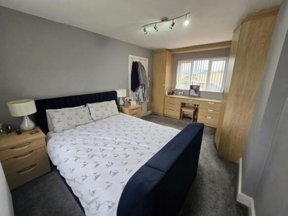 2 bed Bungalow for sale Image 11