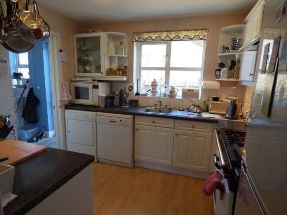 Photo 8