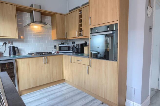 3 bed Terraced for sale Image 4