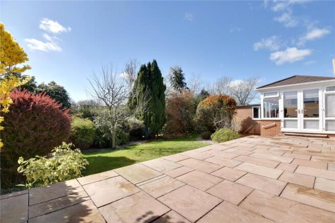 3 bed Bungalow for sale Image 12