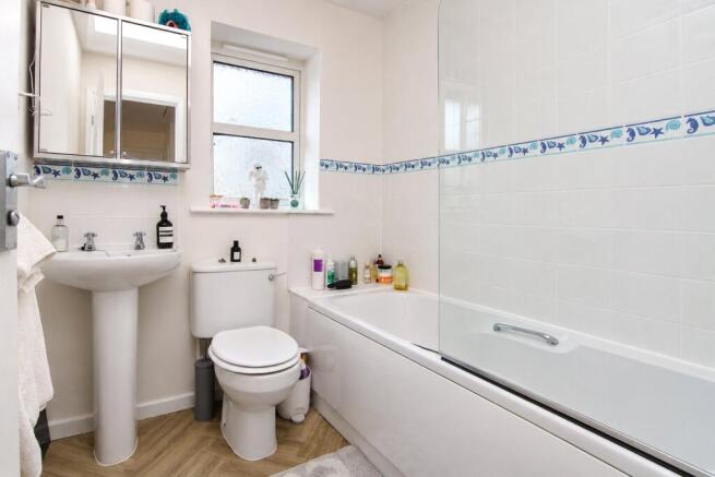 3 bed Town House for sale Image 12