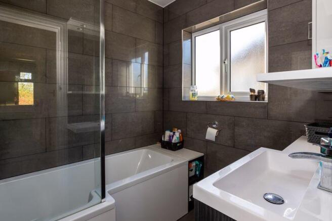 Bathroom 2