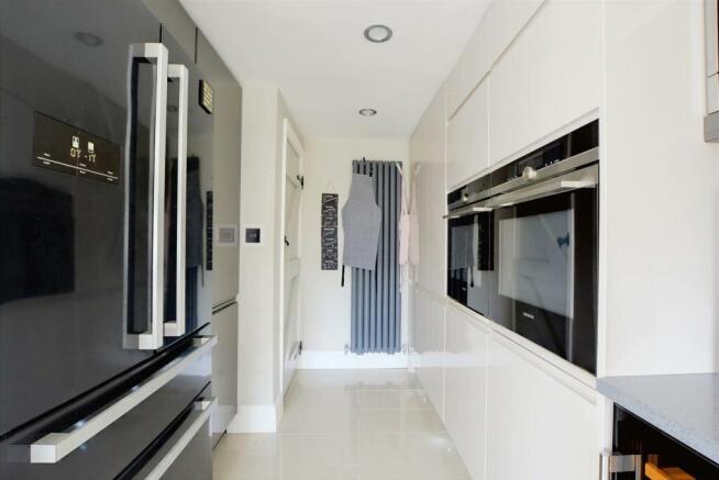 Living/Dining Kitchen