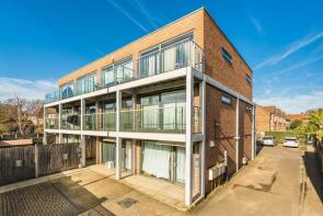 Flat 8, 50, Staines Road, Twickenham TW2 5AH