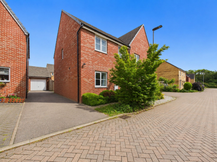 Lander Crescent, Peterborough, PE7