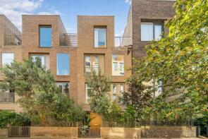 6, Boaters Avenue, Brentford TW8 8FG