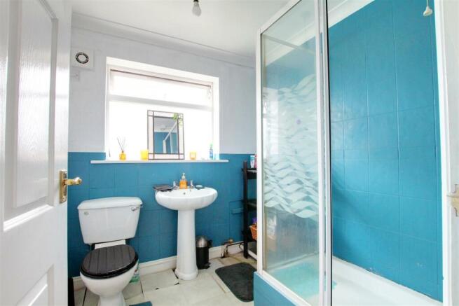 En suite Shower Room