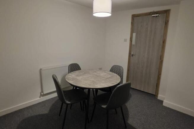 5 bed Terraced for sale Image 10