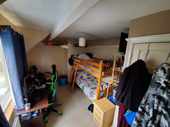 Photo 10